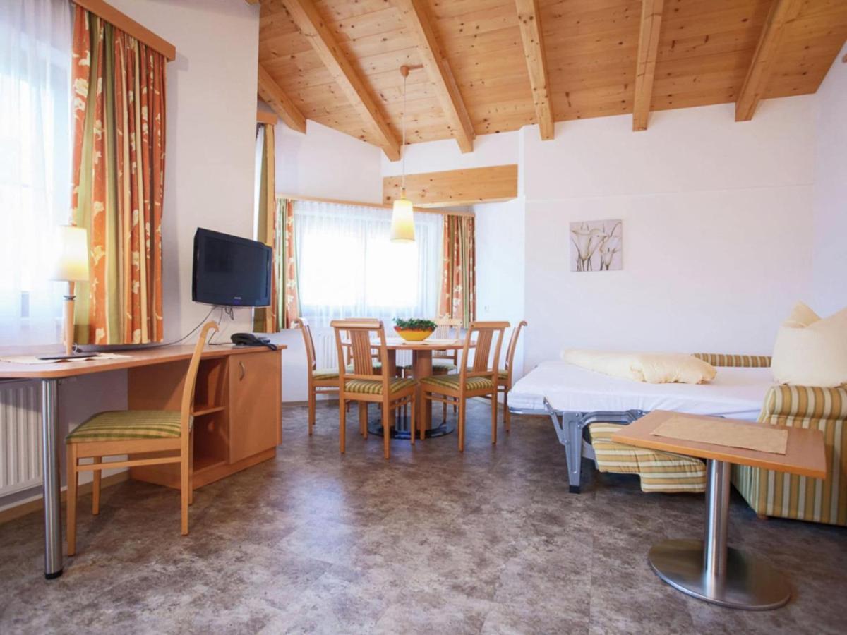 Apartment With Sauna In Kaltenbach, Tyrol ชตุมม์ ภายนอก รูปภาพ